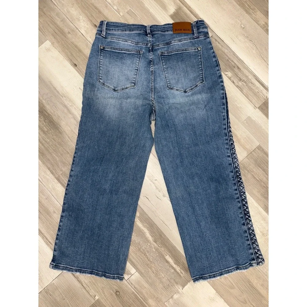 Judy Blue Wide Leg Jeans Women Medium Wash Braided Side Detail 13/31 JB88850 MD